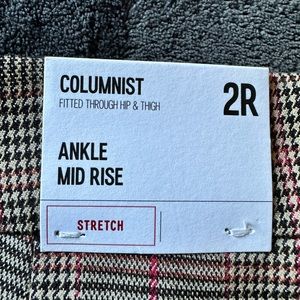 Brand new Express trousers. Express columnist ankle mid rise. Size 2 regular fit
